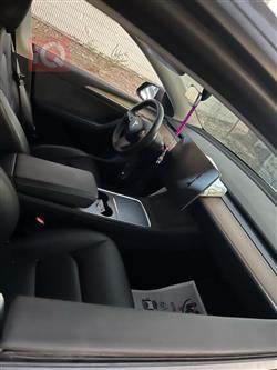 تێسلا مۆدێلی Y